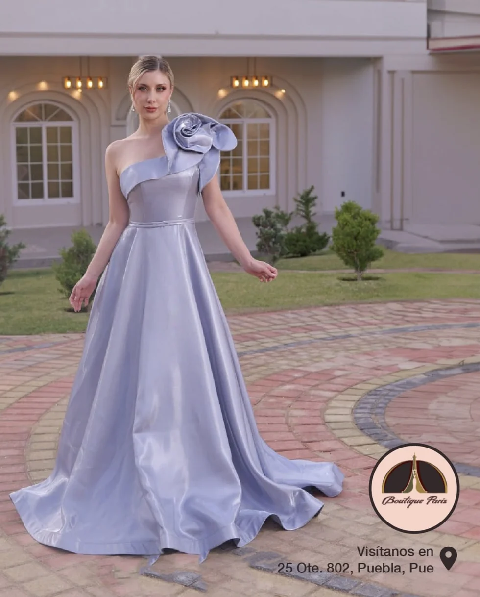 Vestido plata para evento en Puebla